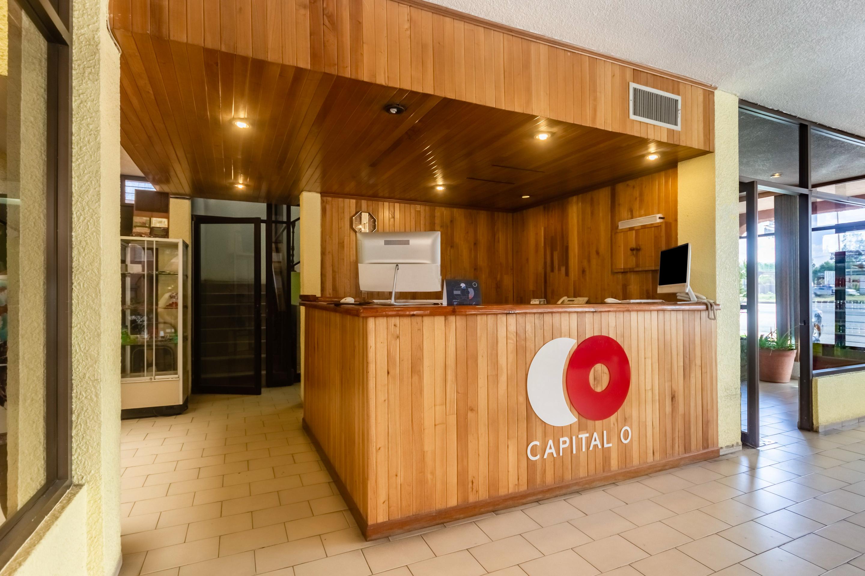 Capital O Mansion Los Arcos, سان لويس بوتوسي المظهر الخارجي الصورة